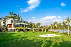 Lễ 2/9 vi vu quanh Hà Nội: Những tọa độ du lịch đáng tiền nhất