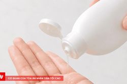 Bộ Y tế y&ecirc;u cầu thu hồi 2 l&ocirc; dung dịch vệ sinh phụ nữ Rolux AF