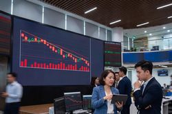 VN-Index giữ mốc 1.800 điểm, ngân hàng hút tiền
