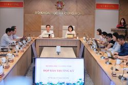 Tăng chi cho nghi&ecirc;n cứu ph&aacute;t triển l&ecirc;n 2% GDP: Kh&ocirc;ng chỉ l&agrave; chuyện th&ecirc;m tiền