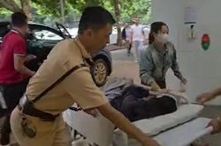 Cảnh sát giao thông hỗ trợ đưa thai phụ bị băng huyết đi cấp cứu kịp thời