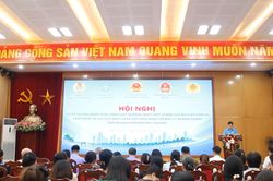 Đưa chính sách, pháp luật đến người lao động