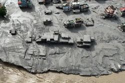 Trung Quốc triển khai lực lượng cứu hộ thảm họa lũ quét