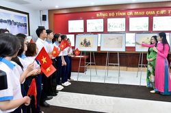Khai mạc trưng bày 'Ký hoạ kháng chiến - Những nét vẽ từ lịch sử'