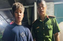 Bé trai 14 tuổi đi trong đêm mưa đã về với gia đình