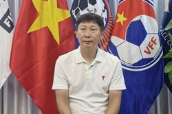 HLV Kim Sang-sik: Thay Đình Bắc để tuyển Việt Nam không tự mãn