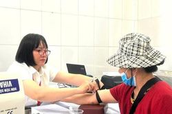 Hà Nội mở rộng bao phủ bảo hiểm y tế, bảo đảm quyền lợi người dân