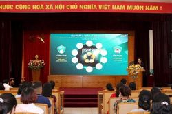 Phường Nghĩa Đô hỗ trợ hộ kinh doanh ứng dụng công nghệ số