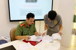 Xử phạt 2 hộ kinh doanh có hành vi buôn bán hàng hóa giả mạo nhãn hiệu
