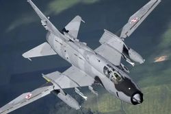 Su-17: Vì sao Sukhoi biến cánh xuôi thành cánh cụp biến đổi?