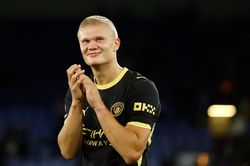Haaland rực sáng, Man City thắng trận đầu dưới thời Enzo
