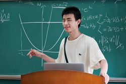 Sách bài tập của thần đồng Vi Thần gây sốt