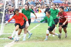 Lục Yên đăng quang Giải bóng đá nữ các dân tộc thiểu số Việt Nam
