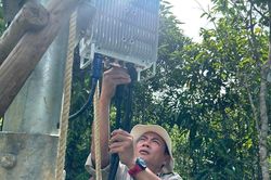 'Cõng' sóng lên làng A'ur sau nửa thế kỷ biệt lập