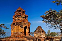 Tháp Chăm, biểu tượng trường tồn của văn hóa Chăm