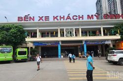 Giao th&ocirc;ng H&agrave; Nội ng&agrave;y đầu nghỉ lễ 2/9: H&agrave;ng kh&ocirc;ng tăng mạnh, bến xe thưa kh&aacute;ch