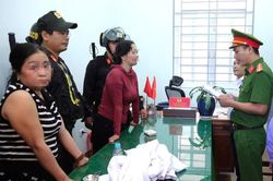 Bắt 2 đối tượng kích động gây rối trật tự