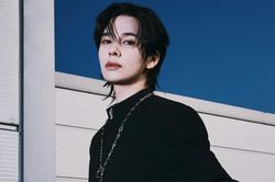 Serim của CRAVITY vắng mặt fanmeeting vì tin buồn
