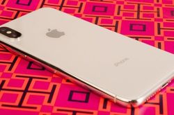 Apple chính thức đưa iPhone X vào danh sách sản phẩm lỗi thời
