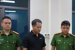Vụ lan can đá ở Lào Cai gãy đổ sau bão Yagi: Bắt thêm một giám đốc dùng hồ sơ năng lực khống