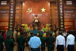[VIDEO] Hội CCB Bộ máy QL&ĐH PETROVIETNAM: Tiếp nối truyền thống, lan tỏa nghĩa tình