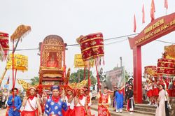 'Bắt nhịp' chuyển động mới của đời sống tín ngưỡng, tôn giáo