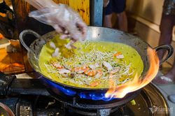 Nghỉ lễ 2/9 không đi chơi xa, foodtour đặc sản các tỉnh thành ngay tại Hà Nội