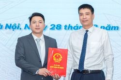 Phó giáo sư sinh năm 1991 giữ chức Phó Hiệu trưởng Trường ĐH Kiến trúc Hà Nội