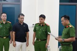 Giám đốc công ty Anh Hương bị bắt trong vụ lan can đá ven sông Hồng