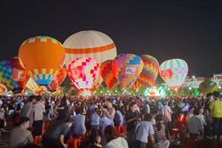 C&agrave; Mau khai mạc Ng&agrave;y hội Văn h&oacute;a di sản v&agrave; Lễ hội Khinh kh&iacute; cầu lần đầu ti&ecirc;n
