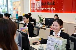 Lãi suất liên ngân hàng giảm mạnh, thanh khoản tiếp tục dồi dào