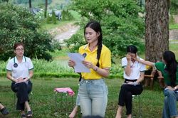 Miss Galaxy Vietnam 2026: Trải nghiệm đơm cá, bắt gà và những lá thư bật khóc