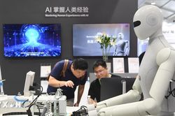 Trung Quốc thúc đẩy robot ứng dụng thực tế, nâng cao năng lực ngành vi mạch