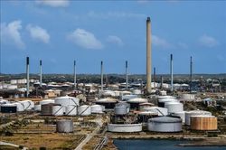 Mỹ đạt thỏa thuận kiểm soát hơn 65 tỷ thùng dầu dự trữ của Venezuela