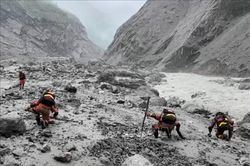 Lũ quét tại Nepal, Trung Quốc: 676 người thiệt mạng, khoảng 3.000 người mất tích