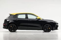 SUV mạnh 226 mã lực, tiêu thụ 4,5 lít xăng/100 km, giá gần 320 triệu đồng