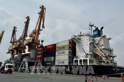 Sản lượng h&agrave;ng h&oacute;a qua c&aacute;c cảng Hải Ph&ograve;ng vượt kịch bản 8 th&aacute;ng