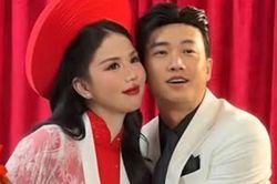 Ngọc Trinh tình tứ bên Quốc Trường
