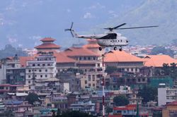 Nepal đảo ngược quyết định, cho phép chuyên gia nước ngoài tham gia cứu hộ thiên tai