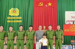 Gần dân, vì dân phục vụ