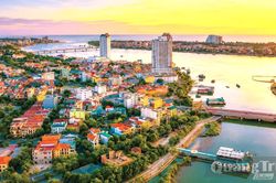 Đổi mới và kiên định, bài học vô giá