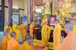 Lễ tưởng niệm 14 năm Trưởng lão Hòa thượng Thích Minh Châu viên tịch tại thiền viện Vạn Hạnh (TP.HCM)