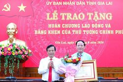 Chủ tịch UBND tỉnh Gia Lai nhận bằng khen của Thủ tướng Ch&iacute;nh phủ