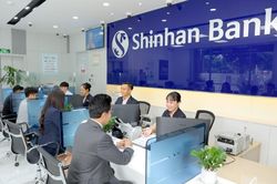 Shinhan Việt Nam báo lãi giảm do chi phí hoạt động gia tăng