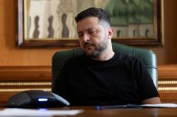 Ông Zelensky muốn dùng 1.000 UAV tấn công Nga mỗi ngày