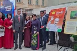 Triển lãm 150 hình ảnh, tư liệu về Chủ tịch Hồ Chí Minh tại Praha