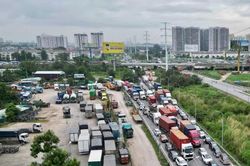 CSGT ra quân đảm bảo TTATGT ngày đầu nghỉ lễ Quốc khánh