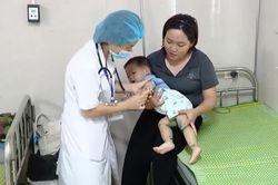Nguy cơ lây lan bệnh tay chân miệng đầu năm học