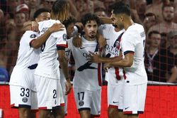 PSG giành điểm kịch tính trước Lille