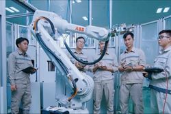 Khơi thông nguồn lực để Hà Nội tăng trưởng hai con số